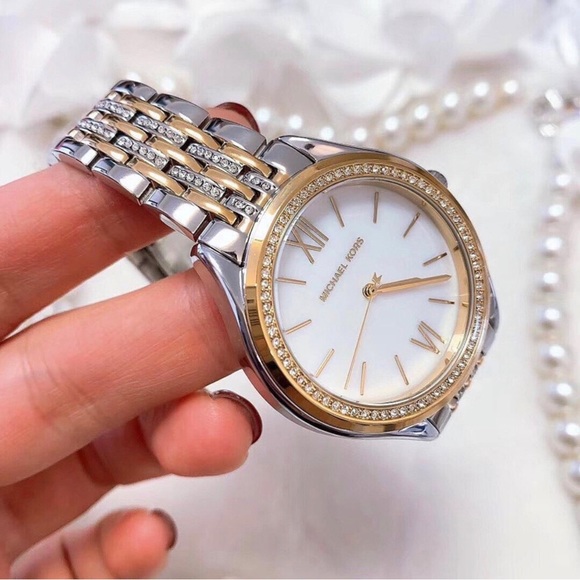 MICHAEL Michael Kors Mindy Watch Silver Gold NWT - Picture 1 of 11